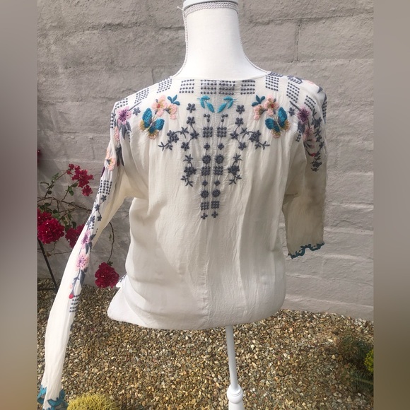 Johnny was Long sleeve sheer embroidered Johnny Was boho western tunic - Picture 6 of 13